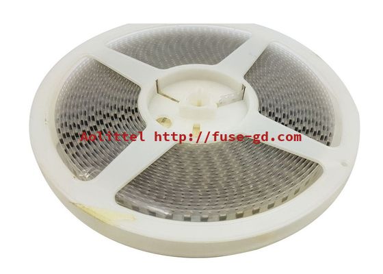 Low Voltage SMD 1812 Multilayer Chip Metal Oxide Varistors MVR1812-390H 39V 800A 2500pF 3.1J 4532 Metric Surface Mount